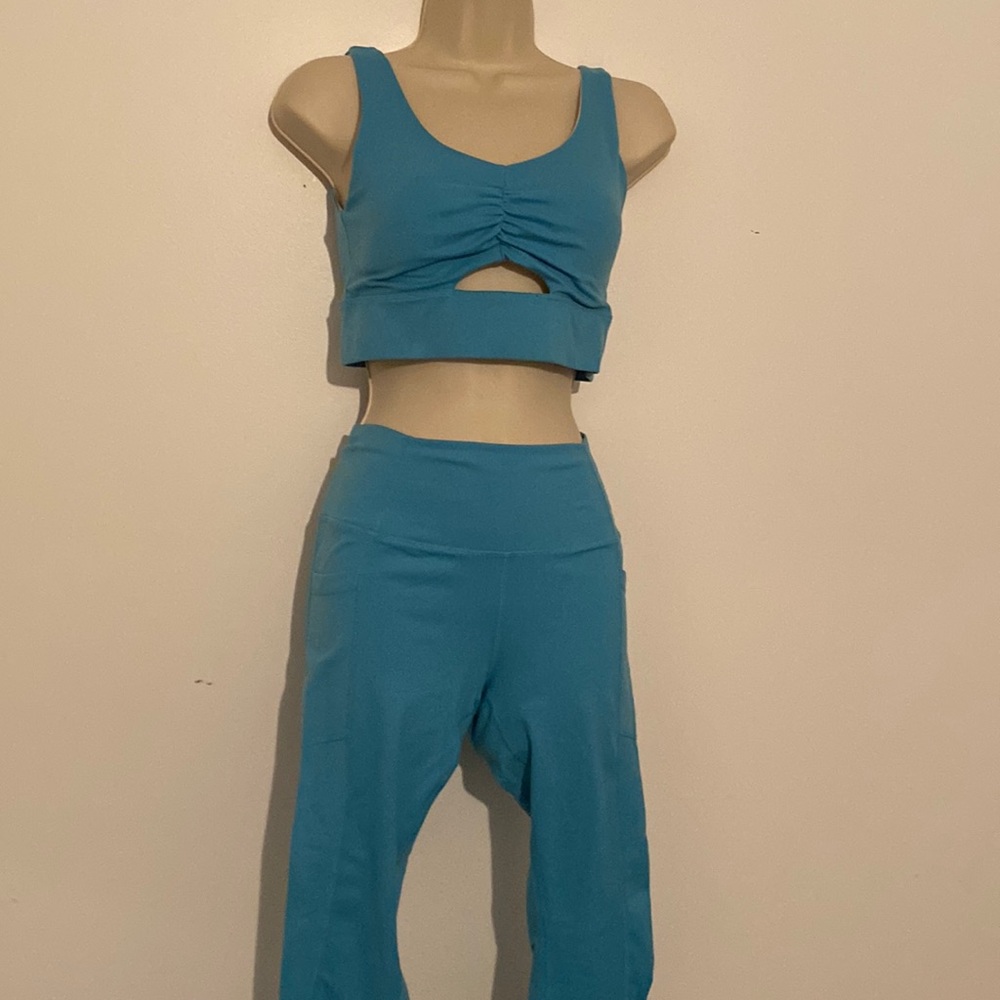 ETHOS, athletic sport bra and leggings (small)